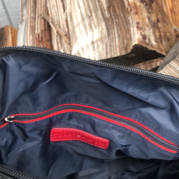 Tommy Hilfiger Handbag Purse with leather trim and base! Very Classy! - Picture 9 of 10